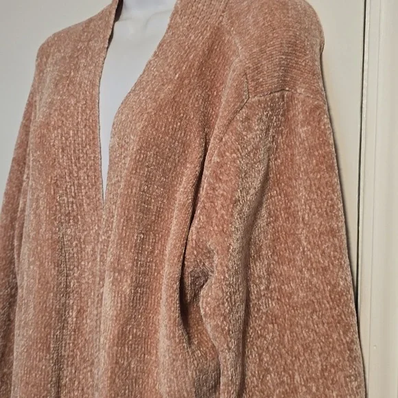 D&Co Mauve Chenille Cardigan Worth Pockets Sz L - Picture 2 of 5